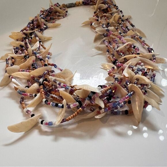 VTG Coastal Mermaid Shell Chip Seed Bead Necklace Mother Pearl Indie Boho 19.5” - Picture 4 of 12